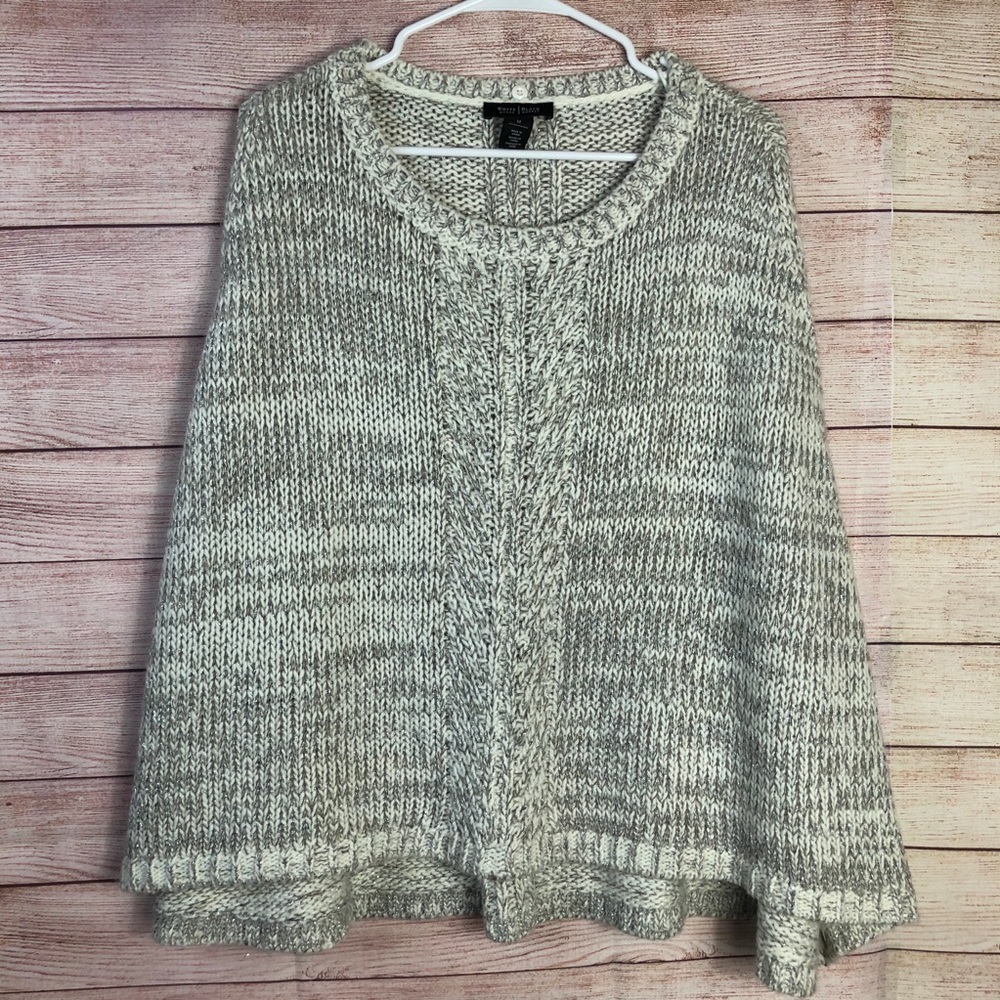 White House Black Market Beautiful Poncho SzM
